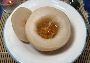 אגסים מאודים – הלחות העדינה של הסתיו